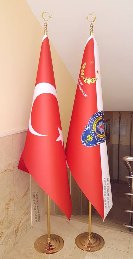 SARI SALON D�RE�� VE EMN�YET MAKAM FLAMASI
