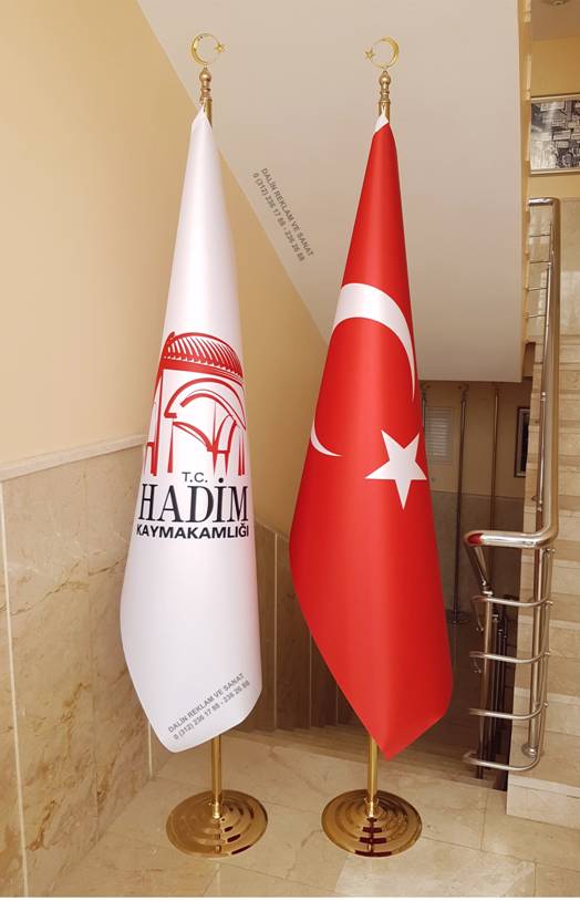 TELALI MAKAM BAYRAĞI VE FLAMASI, HADİM KAYMAKAMLIĞI
