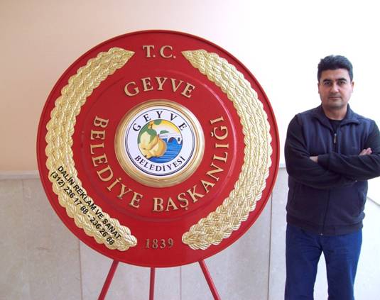 BELED�YE �ELENK 100 LIK KABARTMA TAR�H ALTTA YAPRAK ARASINDA