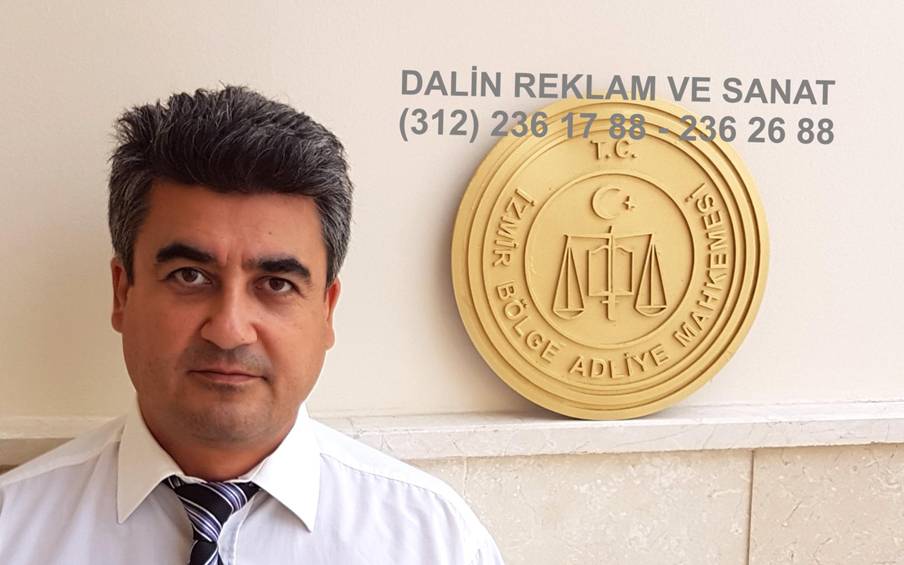 POLYESTER KABARTMA DUVAR AMBLEM� ADALET