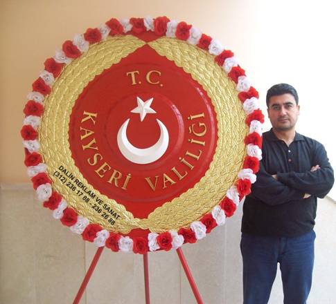 VAL�L�K �ELENG� KAYSER� YUKARI BAKAN AY YILDIZ BEYAZ